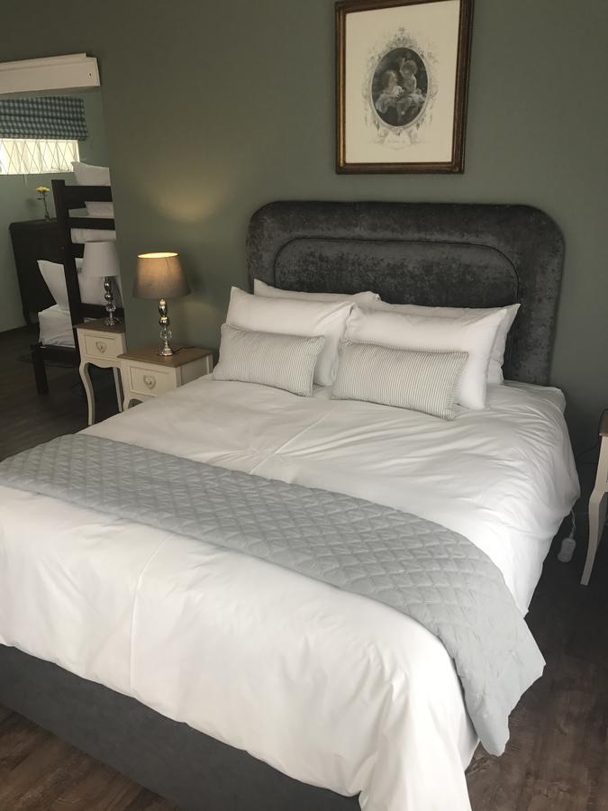 האוויק Amber Avenue Guesthouse מראה חיצוני תמונה
