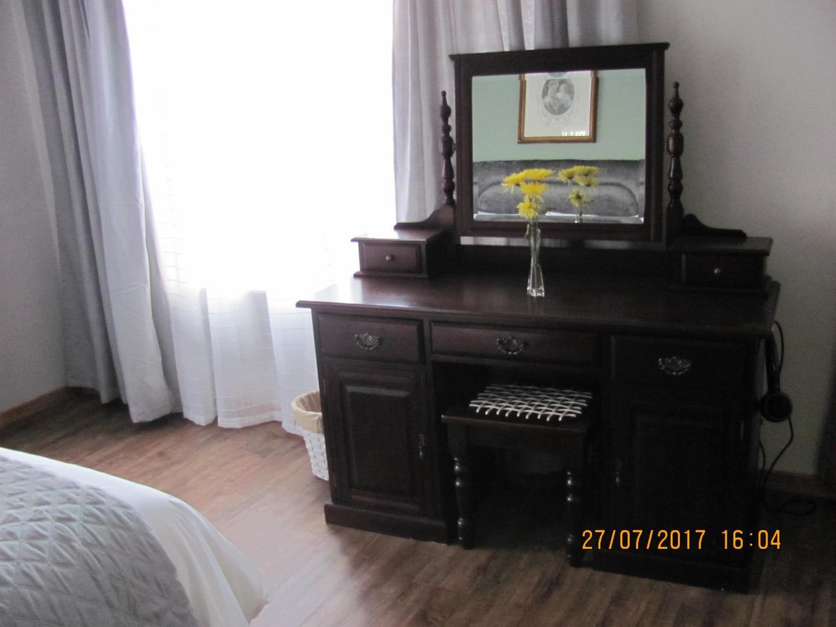 האוויק Amber Avenue Guesthouse מראה חיצוני תמונה
