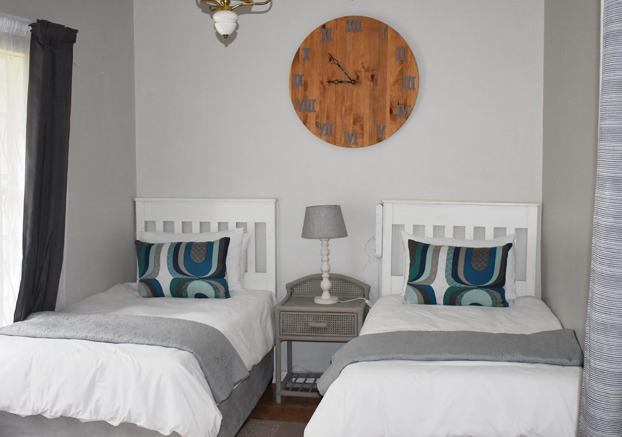 האוויק Amber Avenue Guesthouse מראה חיצוני תמונה
